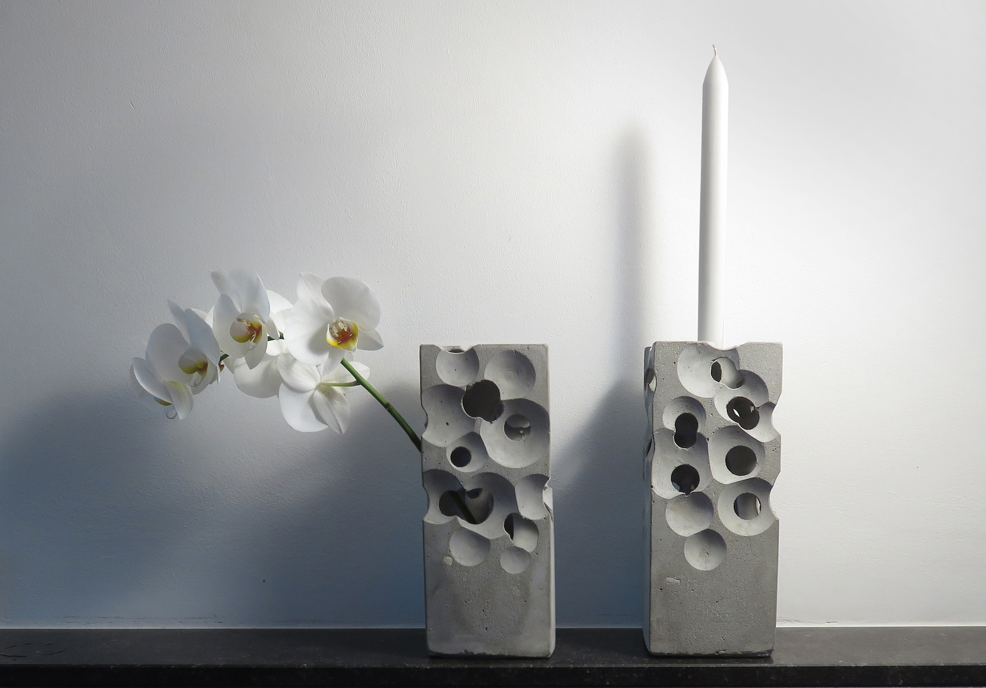 Alien concrete candleholder vase, betonnen vaas